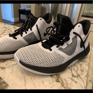 Nike Men’s Air Precision II Basketball Shoes 8.5